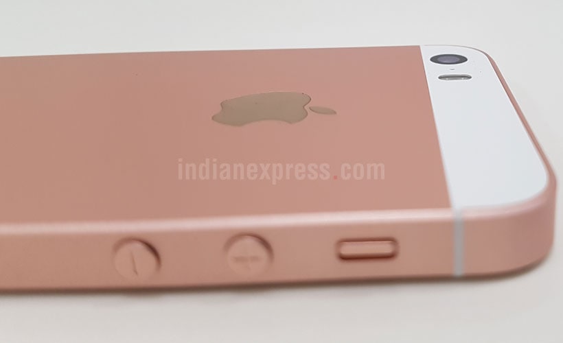 Apple iPhone Se, iPhone SE india, iPhone SE, 4-inch iPhone, new iPhone, new iPhone price, iPhone SE vs iPhone 6s, Apple iPhone SE vs iPhone 6s, iPhone 6 or iPhone SE, new iPhone specs, Apple phone, technology, technology news
