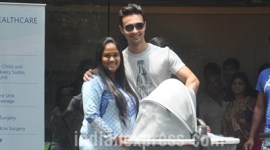 Arpita Khan, Arpita Khan Baby, Arpita khan Discharged, Arpita Khan Baby Boy, Ahil, Aayush Sharma, Salman Khan, Salman khan Sister, Salman Nephew, Salman galaxy Apartments, Arpita pics, Arpita Baby pics, Arpita Ahil pics