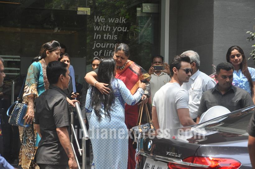 Arpita Khan, Arpita Khan Baby, Arpita khan Discharged, Arpita Khan Baby Boy, Ahil, Aayush Sharma, Salman Khan, Salman khan Sister, Salman Nephew, Salman galaxy Apartments, Arpita pics, Arpita Baby pics, Arpita Ahil pics