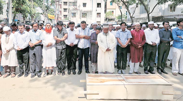 At the funeral of Xulhaz Mannan, who was hacked to death by unidentified assailants in Dhaka on April 26. (Source: AP)