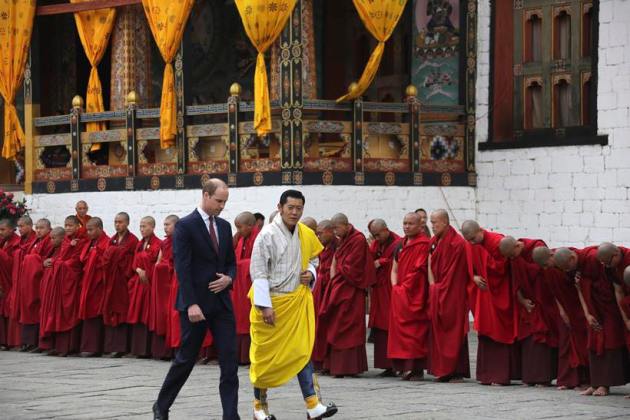 Royal couple in Bhutan, Royal couple bhutan, Duke and Duchess in Bhutan, Duke and Duchess Bhutan, Prince williams Bhutan, Kate middleton, Prince williams Kate middleton Bhutan, Royal couple bhutan visit, Jigme Khesar Namgyel Wangchuk