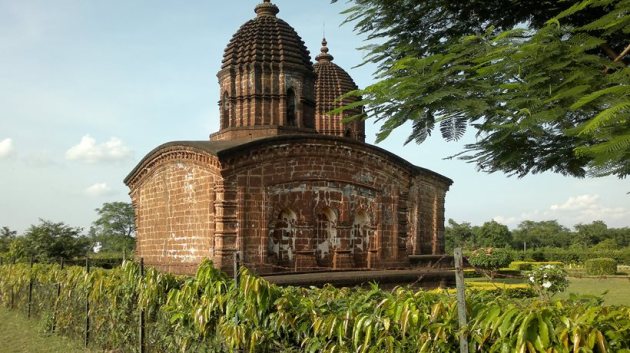 World Heritage Day, UNESCO's World Heritage List, World Heritage Sites, golden temple, taj mahal, sarnath, hoysala, mandu, konark, golconda fort, charminar, cellular jail,