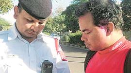 delhi traffic cops, delhi news, delhi traffic, delhi traffic cops news, india news, latest news, delhi traffic cops body cameras, delhi