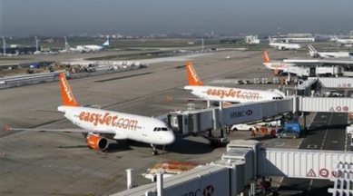 uk man easyjet flight, uk man removed from jet, UK man flight london, uk news, world news, latest news, london news