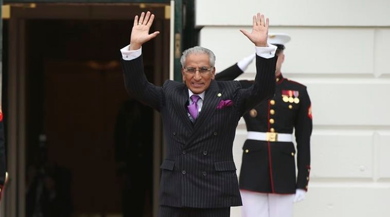 Pakistans Foreign Minister Tariq Fatemi waves upon arrival at the White House, Thursday, March 31, 2016 in Washington, during the nuclear security summit. (AP Photo/Andrew Harnik)