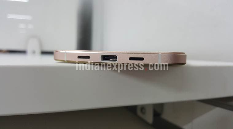Gionee S6’s weirdness lies in its USB Type C charging port. The so called reversible USB does a fine job when it comes to quick charging the 3150mAh battery but it will give you nightmares if you forget one at home