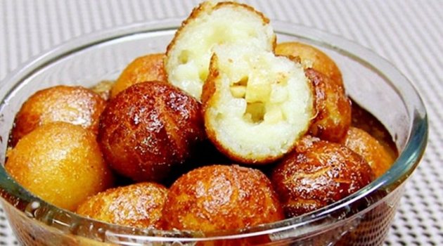 happy baisakhi, baisakhi recipes, punjabi recipes, sarson ka saag, makke di roti, saag mutton, pindi chana, pinni, indian recipes