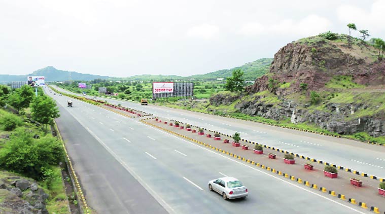 Violation of lane restrictions attract a fine of Rs 800, reckless driving Rs 500 and lane-jumping Rs 100.