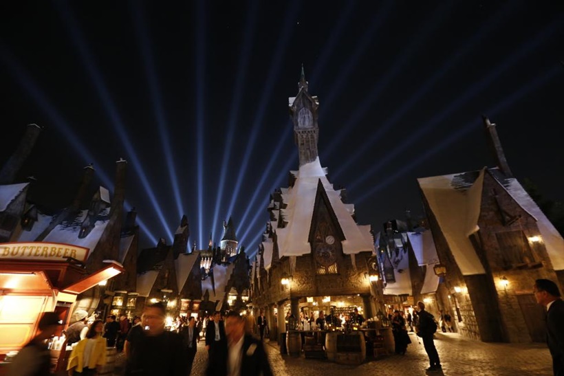 Evening View To the Harry Potter Village Hogsmeade in Universal