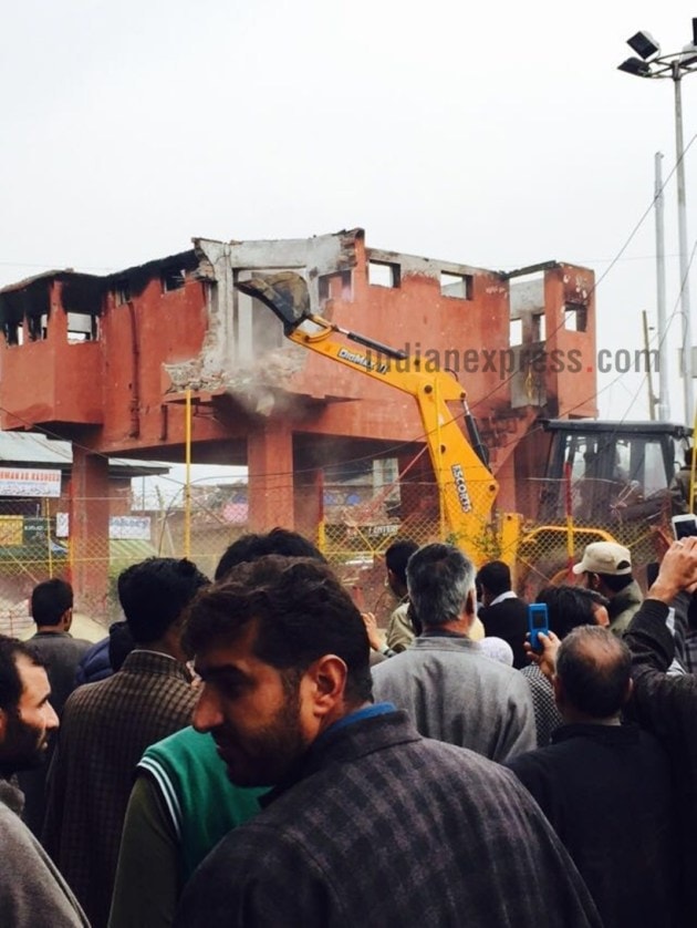 handwara, jammu and kashmir, J&K Handwara, handwara killing, handwara molestation, handwara killing probe, handwara probe, handwara firing, kupwara district, J&K, girl molestation, india news