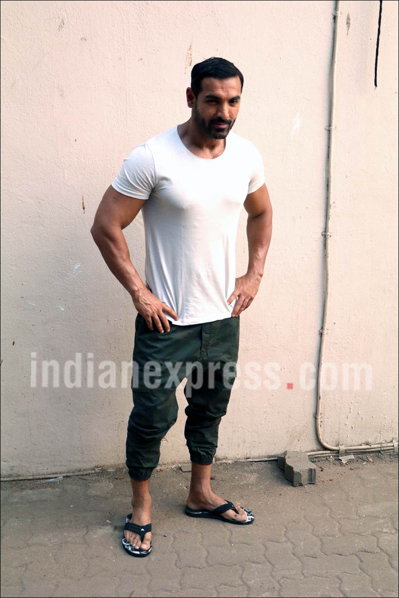 John abraham, Varun Dhawan, Jacqueline Fernandez, Dishoom, Dishoom Shoot, Dishoom wrap, Rohit Dhawan, John Varun Jacqueline, John Abraham Pics, Varun Dhawan pics, Jacqueline Fernandez Pics
