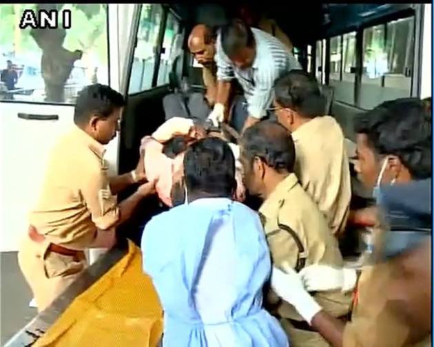 kerala, kerala temple fire, kollam temple fire, Puttingal Devi temple fire, Paravur temple fire, kerala temple fire updates, india news, kerala news, latest news