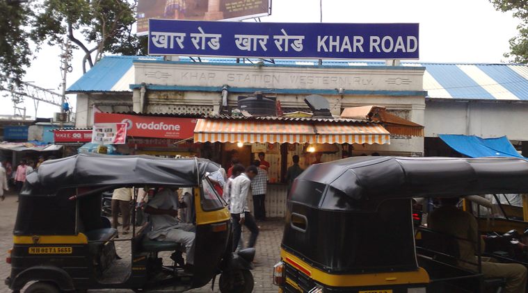 Khar Road Station in Mumbai