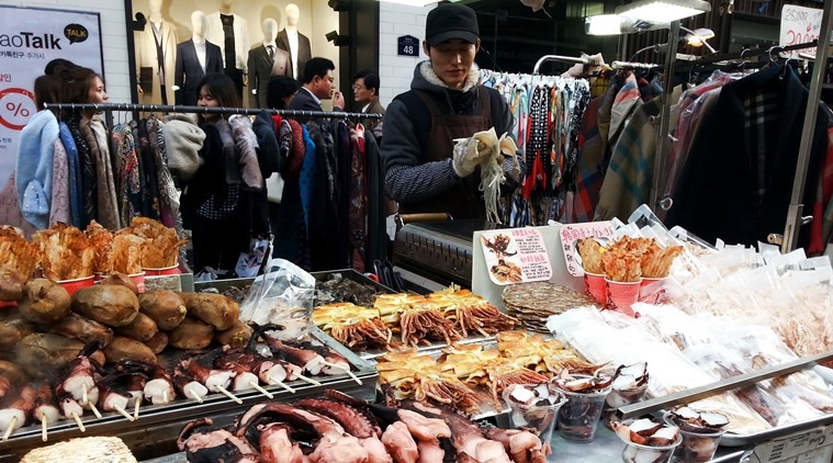 A street-food vendor at Myeungdong market. (Photo: Shruti Chakraborty)