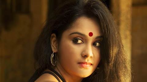 Lakshmi Priyaa Sex - A house plays important character in 'Kalam': Lakshmi Priyaa Chandramouli |  The Indian Express