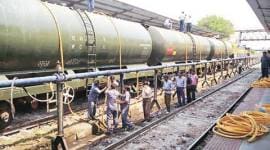 latur, latur water, latur water train, water train latur, sangli, sangli water train, maharashtra, maharashtra water train, maharashtra news, india news