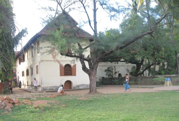 World Heritage Day, UNESCO's World Heritage List, World Heritage Sites, golden temple, taj mahal, sarnath, hoysala, mandu, konark, golconda fort, charminar, cellular jail,