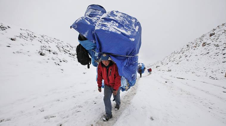 nepal climbers