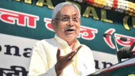 nitish kumar, bihar, yoga day, bihar yoga day, yoga day celebrations bihar, bihar yoga day controversy, bjp bihar yoga day celebration, bihar bjp nitish yoga day, bihar news, india news, latest news