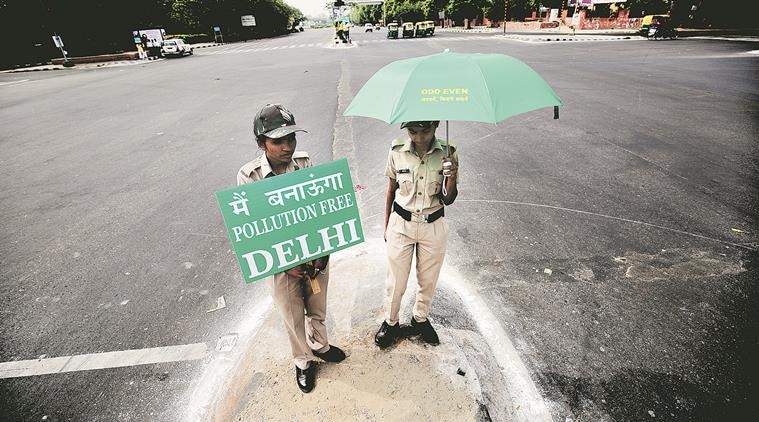 Empty roads on the first day of Odd-Even formula in New Delhi on Friday. EXPRESS PHOTO BY PRAVEEN KHANNA 15 04 2016.