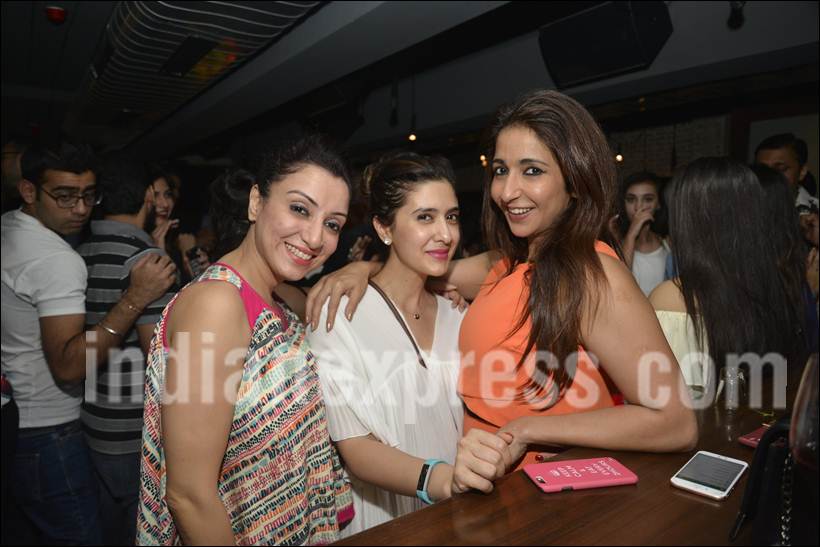 Alia bhatt, Esha Gupta, Farhan Akhtar, entertainment photos