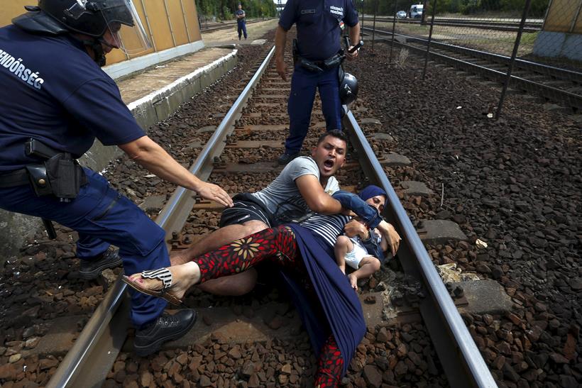 Pulitzer, Pulitzer 2016, Pulitzer winners, Pulitzer winners 2016, Pulitzer prize 2016, Pulitzer awards 2016, Pulitzer pics, Pulitzer photos, Pulitzer winning pics