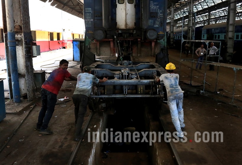 Matunga Central Railway workshop, Suresh Prabhu, Railway minister Suresh Prabhu, Central Railway, Railway Workshop, Mumbai Suburban Railway network, Mumbai Railway line, Matunga Central Railway workshop completes 100 years, Matunga Central Railway workshop celebrates 100 years, Matunga Central Railway workshop pics