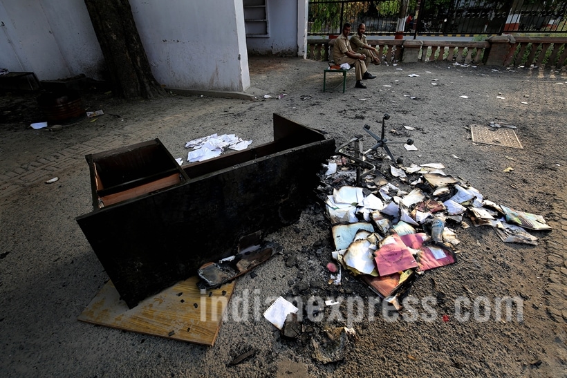 aligrah, aligarh muslim university, amu, amu violence, amu clashes, amu student clashes, amu student death, amu student killed, amu clashed student killed, amu violence photos, amu student clash photos, india news, education news, aligarh news, uttar pradesh news, latest news