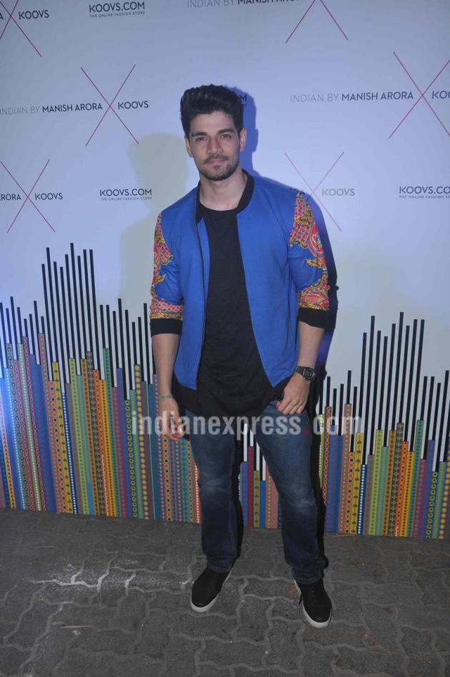 Sanjay Dutt, Manyata dutt, Sidharth Malhotra, Lakme Fashion Week, Sooraj Pancholi, Manish Arora, Kunal Rawal, Lakme Fashion Week news, Lakme Fashion Week sanjay dutt, Lakme Fashion Week photos