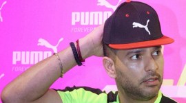 IPL 2016, IPL, Sunrisers Hyderabad, Hyderabad, Yuvraj Singh, Yuvraj, Drought Maharashtra, Yuvraj Singh Sunrisers Hyderabad, SRH Yuvraj Singh, SRH Yuvraj, Yuvraj injury, Yuvraj injured, Cricket