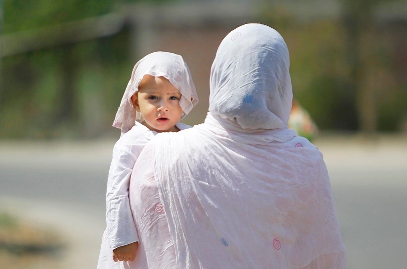Heatwave, Temperature, India temperature, India weather, temperature in India, India heat, India heatwave, Summer, Intense heatwave, Sunstroke, Delhi temperature, Delhi heatwave, Jammu temparature, Ahmadabad temparature, India temeperature, temperature in india, heatwave photos