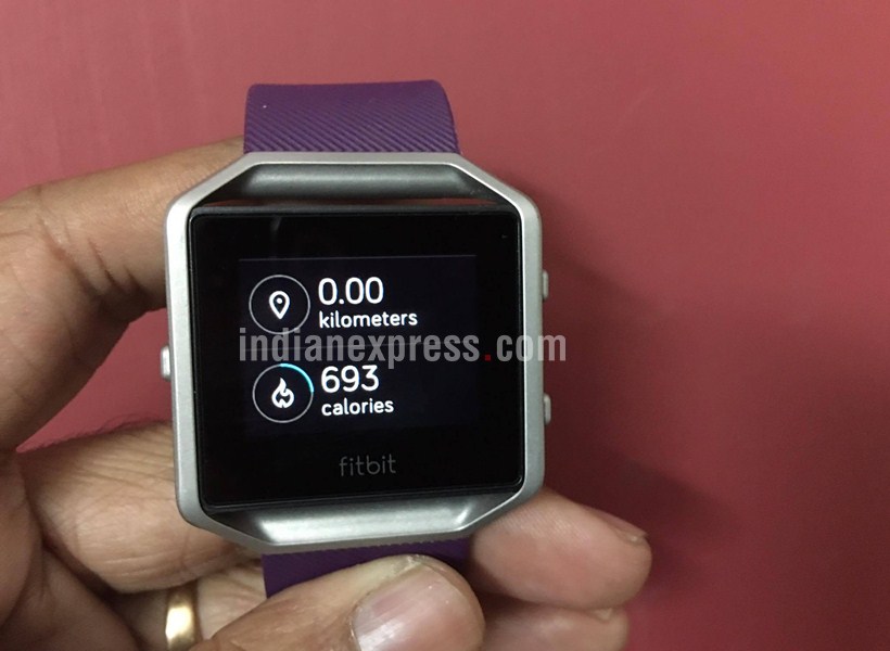 Fitbit blaze pebble new arrivals