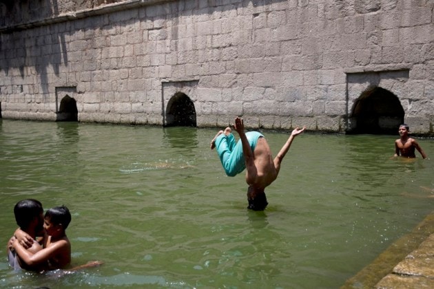 Heatwave, Temperature, India temperature, India weather, temperature in India, India heat, India heatwave, Summer, Intense heatwave, Sunstroke, Delhi temperature, Delhi heatwave, Jammu temparature, Ahmadabad temparature, India temeperature, temperature in india, heatwave photos