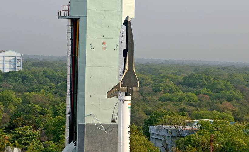 ISRO RLV Launch: Check Out India’s First Reusable Space Shuttle ...