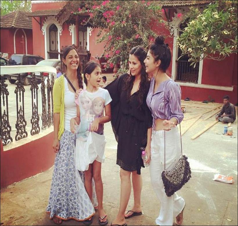 mouni roy, mouni roy pics, mouni roy goa, mouni roy goa pics, mouni roy photos, mouni roy goa photos, mouni roy instagram, mouni roy instagram photos, mouni roy in goa, mouni roy friends, mouni roy friends goa, entertainment, entertainment news, mouni roy news