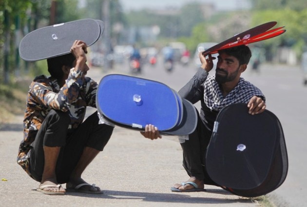 Heatwave, Temperature, India temperature, India weather, temperature in India, India heat, India heatwave, Summer, Intense heatwave, Sunstroke, Delhi temperature, Delhi heatwave, Jammu temparature, Ahmadabad temparature, India temeperature, temperature in india, heatwave photos