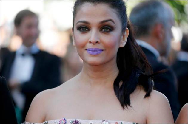 Aishwarya Rai Bachchan, Cannes, cannes 2016, Aishwarya Rai sarbjit, Aishwarya Rai photos, sarbjit, sarbjit film, Aishwarya Rai Bachchan cannes, Aishwarya Rai, Aishwarya Rai cannes photos, Sarbjit team, Sarbjit cast, Aishwarya Rai Bachchan film, entertainment photos