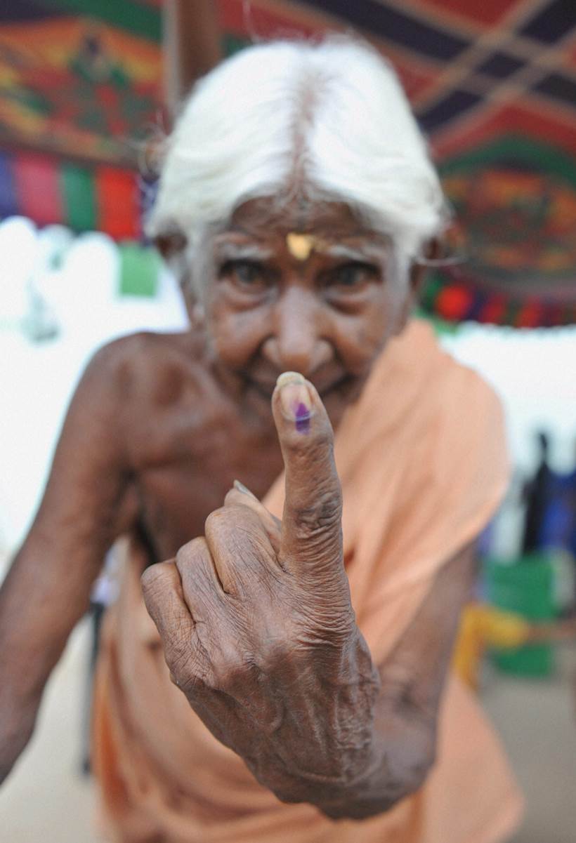 tamil nadu, kerala, elections 2016, assembly elections 2016, kerala elections 2016, DMK, AIDMK, jayalalithaa, karunanidhi, tamil nadu elections 2016, kerala assembly elections 2016, tamil nadu assembly elections 2016, election news, kerala polls, tamil nadu polls, india news