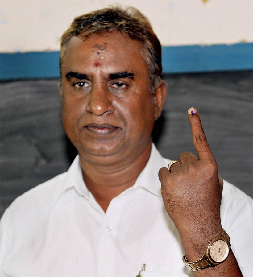 tamil nadu, kerala, elections 2016, assembly elections 2016, kerala elections 2016, DMK, AIDMK, jayalalithaa, karunanidhi, tamil nadu elections 2016, kerala assembly elections 2016, tamil nadu assembly elections 2016, election news, kerala polls, tamil nadu polls, india news