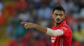Axar Patel, Axar, Kings XI Punjab, KXIP, Axar KXIP, KXIP squad, KXIP IPL, KXIP IPL 2016, KXIP IPL team, KXIP players released, Axar India, Axar IPL, IPL news, IPL