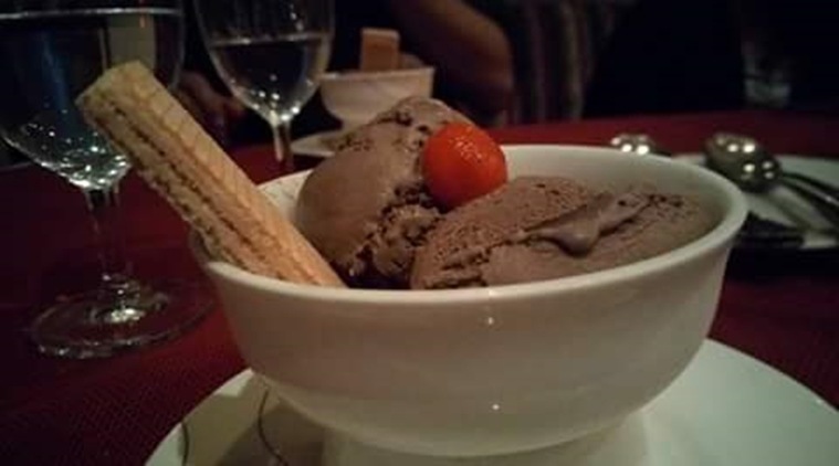 Bluzz restaurant, IPL season, cricket themed restaurants, Kolkata Knight Riders