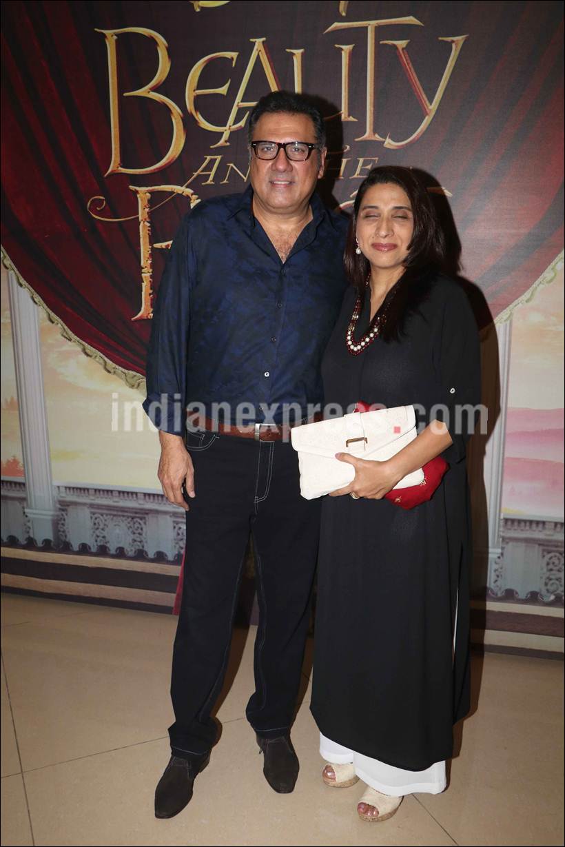 Varun Dhawan, Boman Irani, Varun Dhawan film, Boman Irani photos, Zenobia Irani, Gurmeet Singh, Debina Bonnerjee, Sargun Mehta, Kunal Vijayakar, entertainment photos