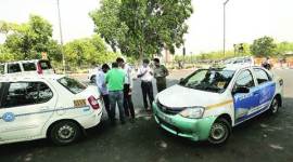 cabs-480 delhi can fares, cab overcharging delhi, transport department delhi, delhi cab licences cancel, show cause notice to delhi cab operators