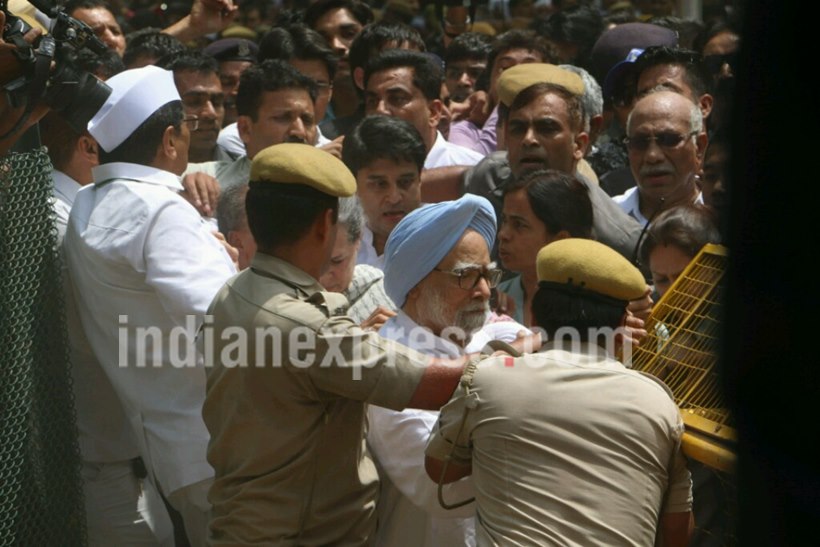 rahul gandhi, sonia gandhi, manmohan singh, congress march, sonia gandhi arrest, manmohan arrest, congress march photos, congress news, congress march news, india news, indian express