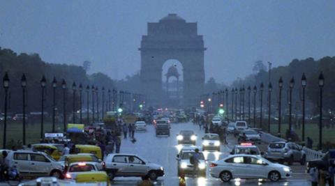 Delhi wakes up to a cool morning after rain, thunderstorm bring down mercury