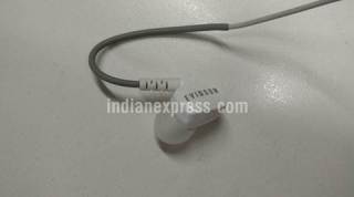 Evidson Audio, Evidson Audio Sport W6 review, earphones, best earphones under Rs 1,000, cheap best earphone, audio earphones, sport earphones, Evidson Audio Sport W6 price, audio week, gadgets, audio gadgets, tech news, technology