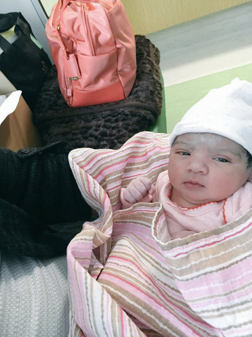 suresh raina, raina, suresh raina daughter, raina daughter, suresh raina daughter images, raina daughter photos, garcia, garcia images, suresh raina wife raina images, cricket