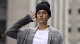 Justin Bieber, Justin Bieber selfie, Justin Bieber news, Justin Bieber concert, Entertainment news