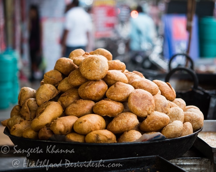 kachori, history of kachori, all you need to know about kachori, Banarsi kachori, Nagori kachori, Marwari kachori, Mogar kachori, Mawa kachori, heeng kachori, pyaaz kachori