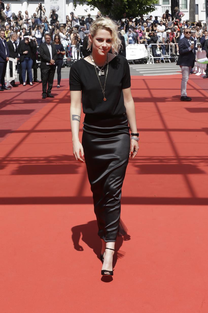 Cannes 2016, cannes, Aishwarya Rai Bachchan, Sonam Kapoor, Kendall Jenner, Kristen Stewart, Cannes 2016 day 5, Cannes 2016 red carpet, Aishwarya Rai Bachchan Cannes 2016, Sonam kapoor Cannes 2016, KEndall jenner Cannes 2016, Kristen Stewart Cannes 2016, Cannes 2016 red carpet looks, Cannes 2016 red carpet pics